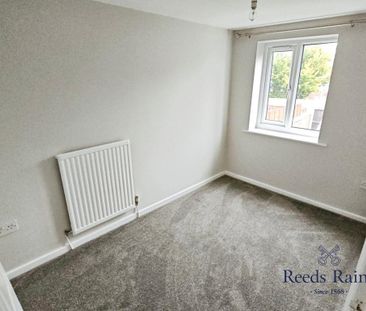 3 bedroom end of terrace house to rent - Photo 4