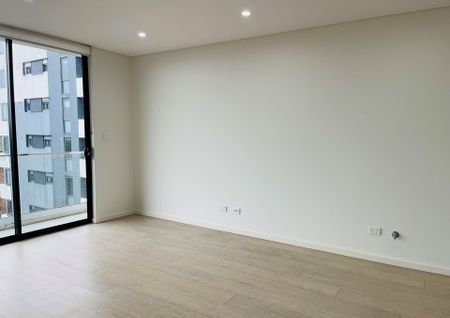 Two Bedroom Apartment - Photo 3