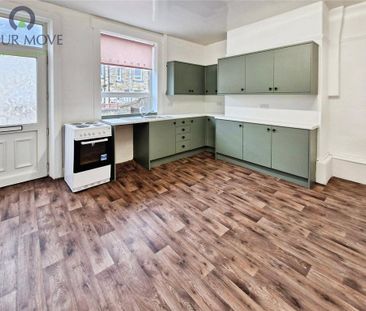 3 bedroom terraced house to rent - Photo 6