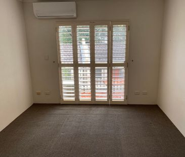 2/63 Cains Place, Waterloo NSW 2017 - Townhouse For Rent | Domain - Photo 2