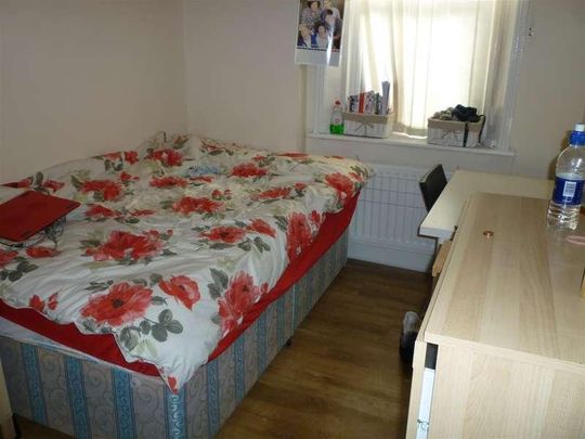 Warwick Street, Heaton, NE6 - Photo 1