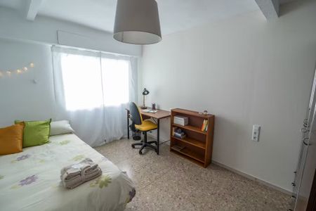 Avenida del Cid, Valencia, Valencian Community 46018 - Photo 5