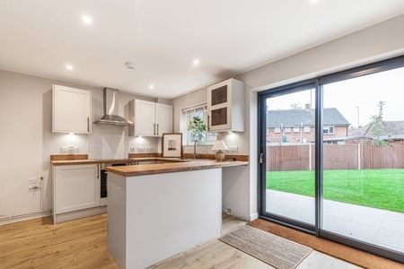 Poolside Close, Banbury - Photo 5