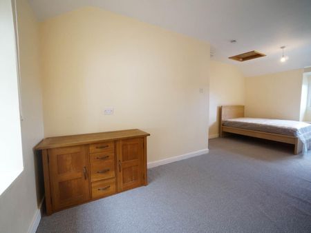 Apartment, 370 High Street - Photo 2