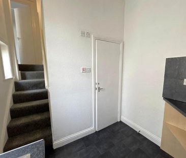 Studio to rent - Photo 6