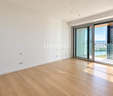 Penthouse Level 51 in DC2 Tower | Exclusive Living Above the Danube - Photo 2