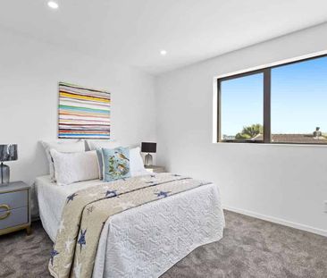 2 Years old Townhouse - Photo 4