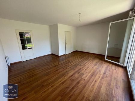 Location Appartement 2 pièces 57m² LILLE 59000 - Photo 2