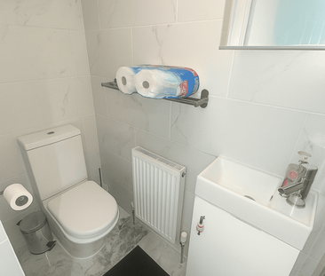 5 bedroom townhouse to rent - Photo 5