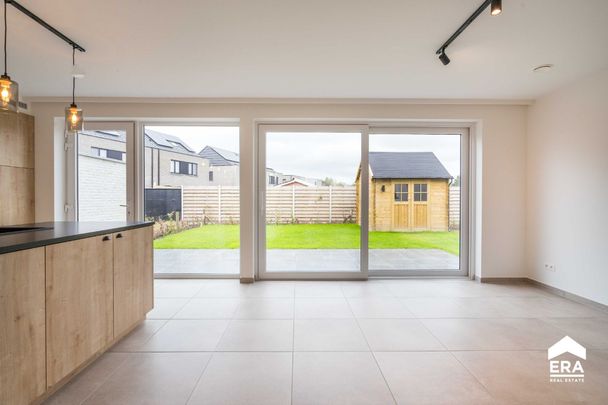 Hoogkwalitatieve nieuwbouwwoning te huur in Lichtervelde - Photo 1