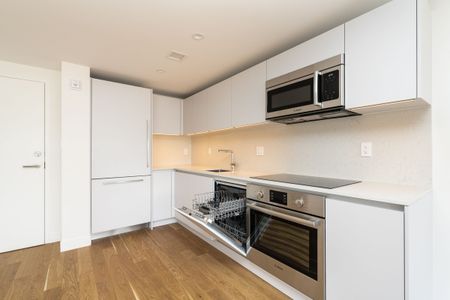 4 Overland Drive - Photo 4