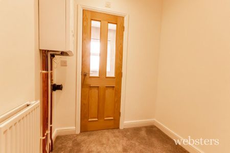 2 bedroom terraced house to rent - Photo 2