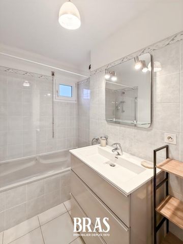 Location Appartement 2 pièces Meublé 49m² VANNES 56000 - Photo 4