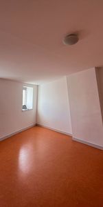 Location Appartement 1 pièce 31m² - Photo 3