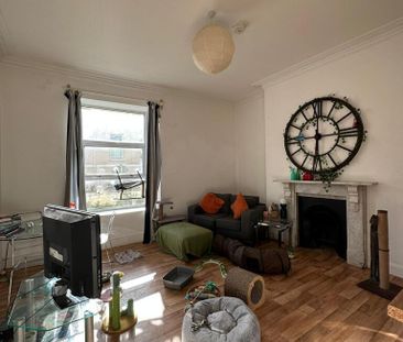 2 bedroom house share to rent - Photo 1