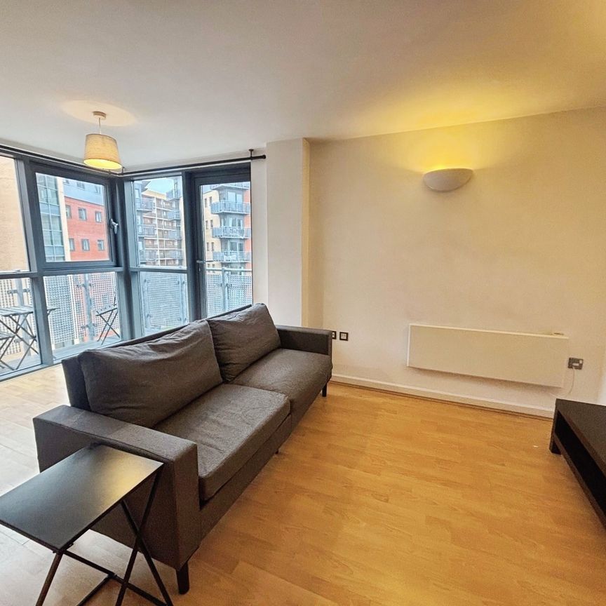 2 bedroom apartment to rent - Photo 1