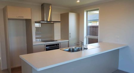 Standalone Two Bedroom Home - Photo 2