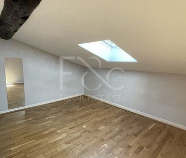 T2 de 35m² - Rue Rempart d'Ainay Lyon 2ème - Photo 4