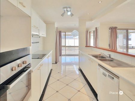 50, Maywood Crescent, QLD, Calamvale - Photo 4