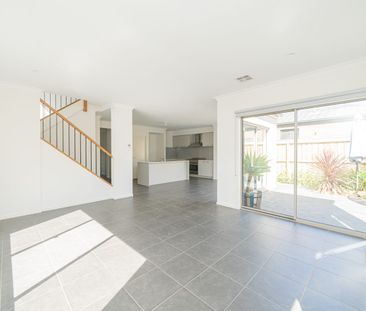 Spacious Home in "Smiths Lane" Estate, Clyde North- Available 12/11/2026 - Photo 1