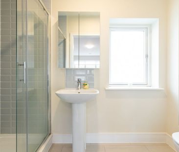 6 Larkfield Dale, Leopardstown, Dublin 18 - Photo 2