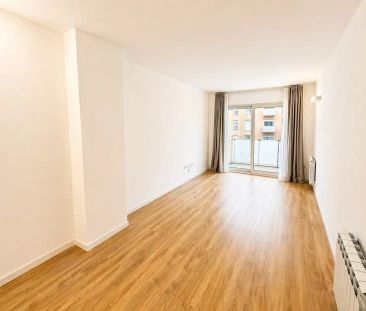 Piso de alquiler en Sant Isidre, Eixample Sud – Migdia - Photo 1