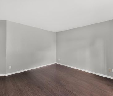 911 Rue des Bosquets, J0N 1P0, Sainte-Marthe-Sur-Le-Lac - Photo 2