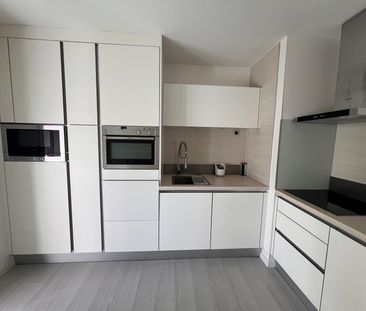 Location Appartement 2 pièces 64m² - Photo 4