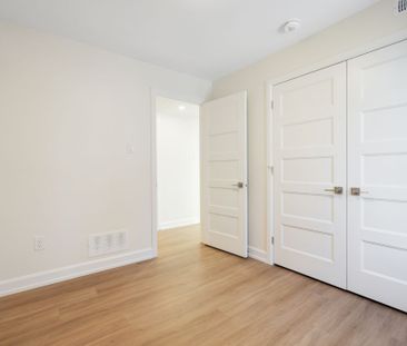 For Lease - 956 Fisher Avenue Unit# B, Carlington - Central Park, O... - Photo 3