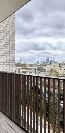 Bow Common Lane, E3 - Photo 1