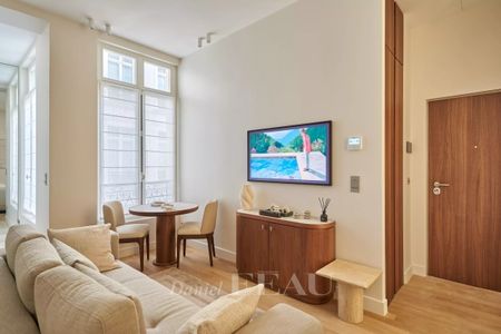 Appartement à louer à Paris 8Ème - Photo 3