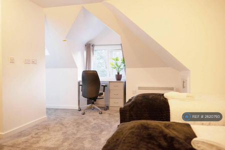 2 bedroom flat to rent - Photo 5