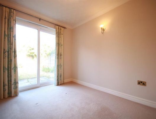 4 Bedroom Detached To Let - Photo 1