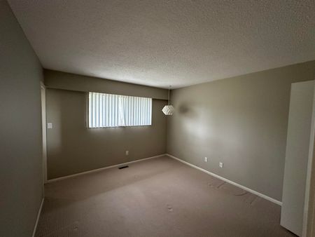 800 Block Smith Avenue, Coquitlam, BC V3J2X4 - Photo 3