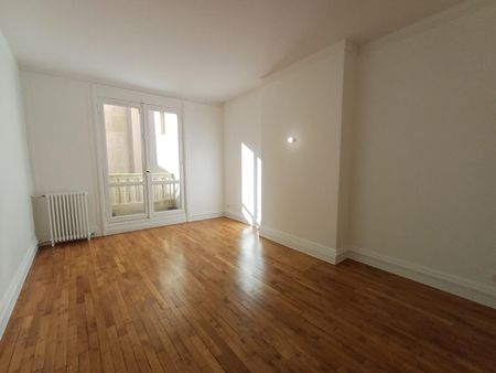 location Appartement T7 DE 309.7m² À PARIS - Photo 3