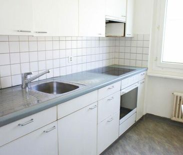 Wunderschöne Bergsicht geniessen + 1 Jahr GRATIS Parkplatz! - Photo 2
