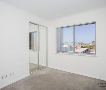 Stylish 3 bedroom in Maylands - Photo 6