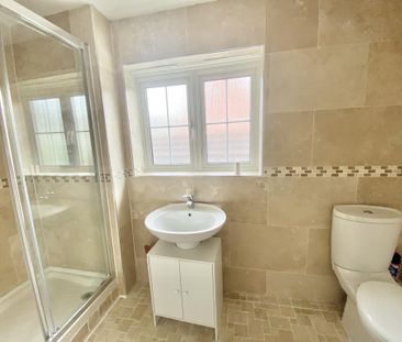 4 bedroom house to rent - Photo 3