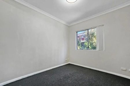 Modern North-East Facing Apartment in Prime Bankstown Location - Photo 2