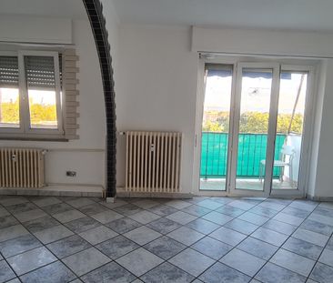 Location Appartement 3 pièces 70m² ST LOUIS 68300 - Photo 2