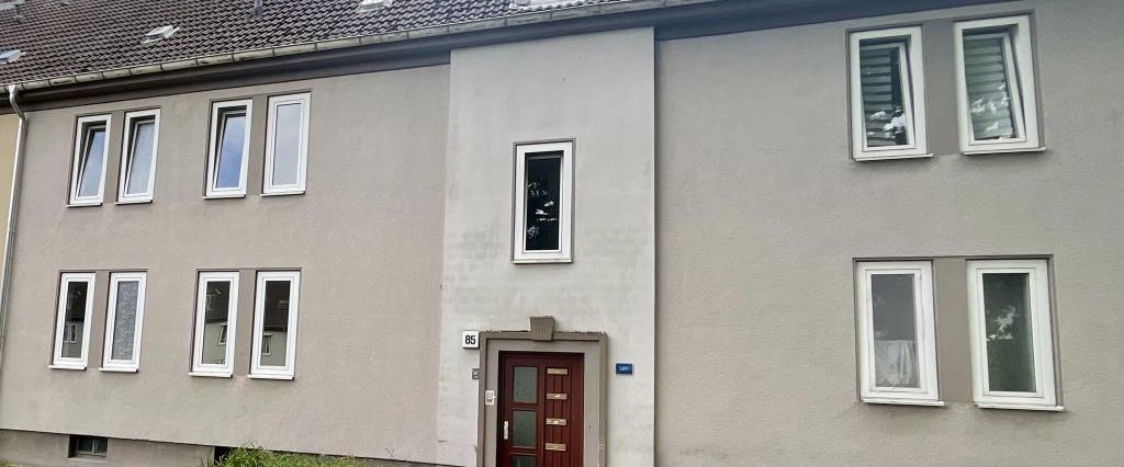 Mitte Dezember bezugsfrei - Praktische 3-Zimmer-Etagenwohnung in Wilhelmshaven  64,11 m² - Foto 1