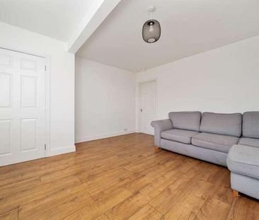 Abbey Road, Elderslie, PA5 - Photo 1