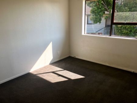 Sunnyhills - Photo 3