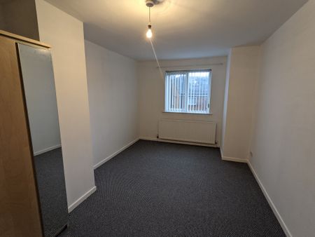 2B Canmore Street, Belfast, BT13 2NS - Photo 5