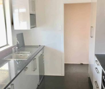 SPACE, SPACE AND MORE SPACE - 5 BEDROOMS - Photo 5