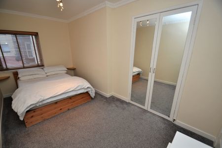 1 bed flat to rent in Ingram Street, Glasgow, G1 1 - Photo 5