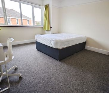 Moordown, Bournemouth - Photo 4