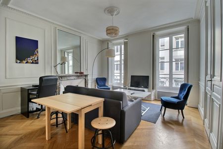 APPART. 1 CHAMBRE – 75002 - Photo 4