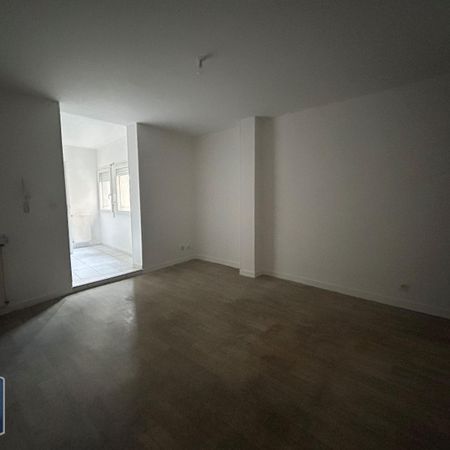 Location Appartement 2 pièces 48m² MONTAUBAN 82000 - Photo 3