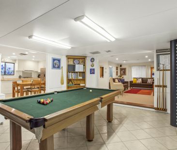 Spacious Family Home in great location - Photo 3